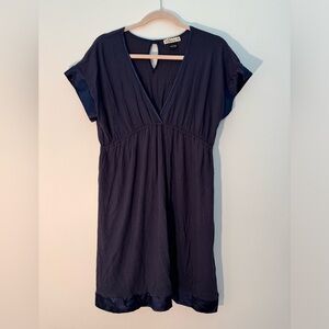Forever 21 Navy Blue V-Neck Short Sleeve Dress
